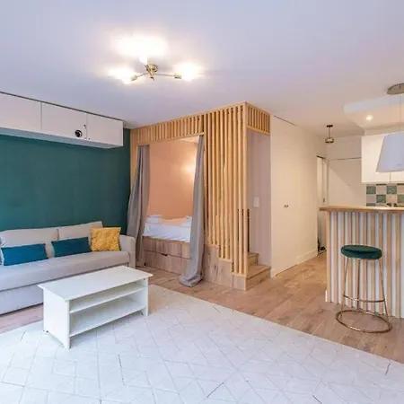Design Avec Jardin Privatif Париж